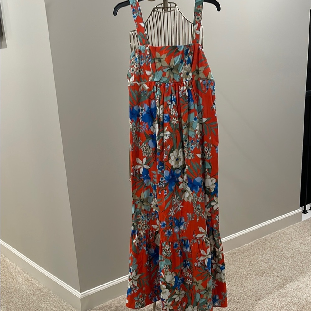 NWOT! Floral Maxi Dress